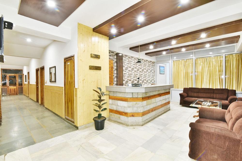 Hotel Devlok Manāli エクステリア 写真